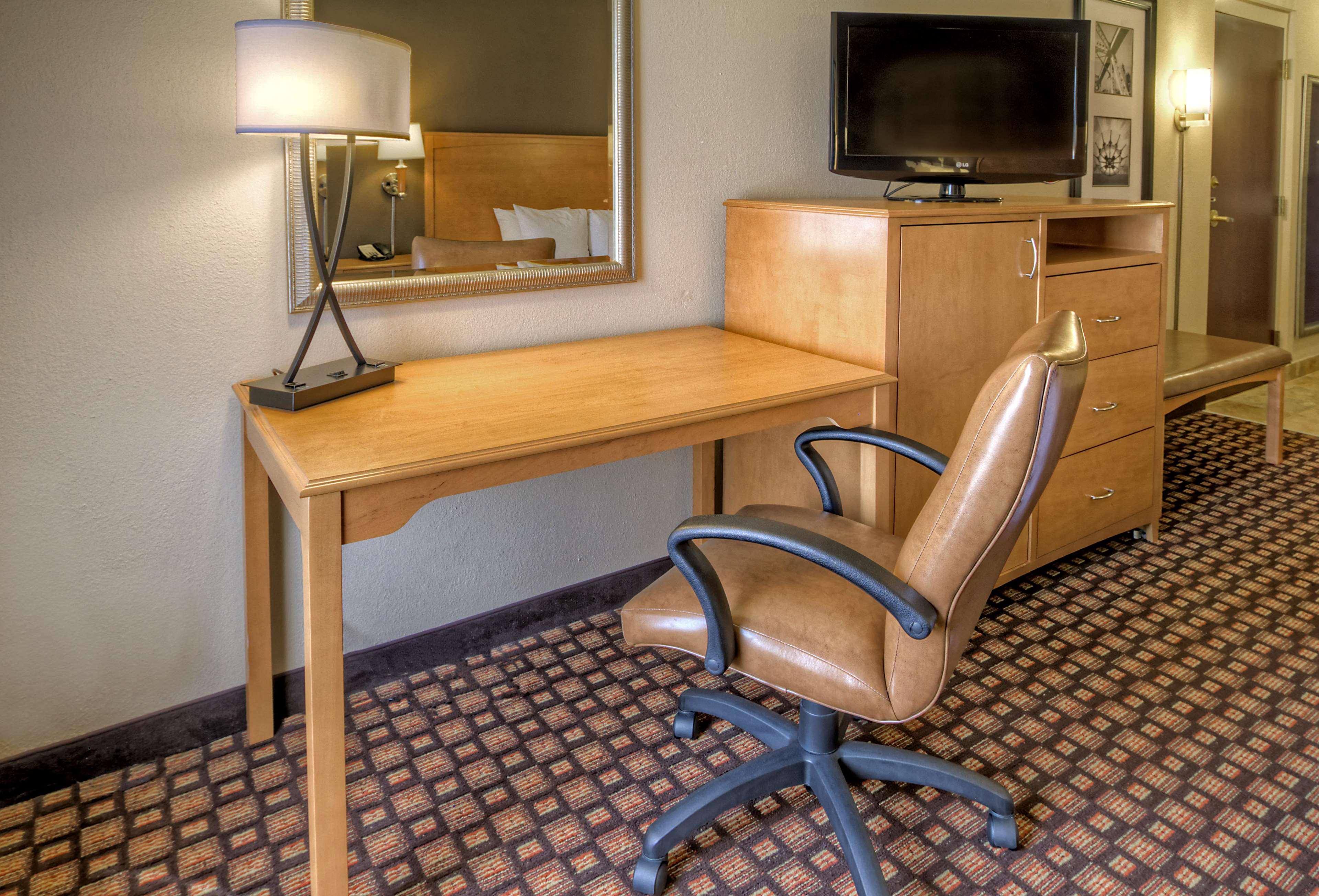 Hampton Inn & Suites Nashville-Vanderbilt-Elliston Place Zewnętrze zdjęcie