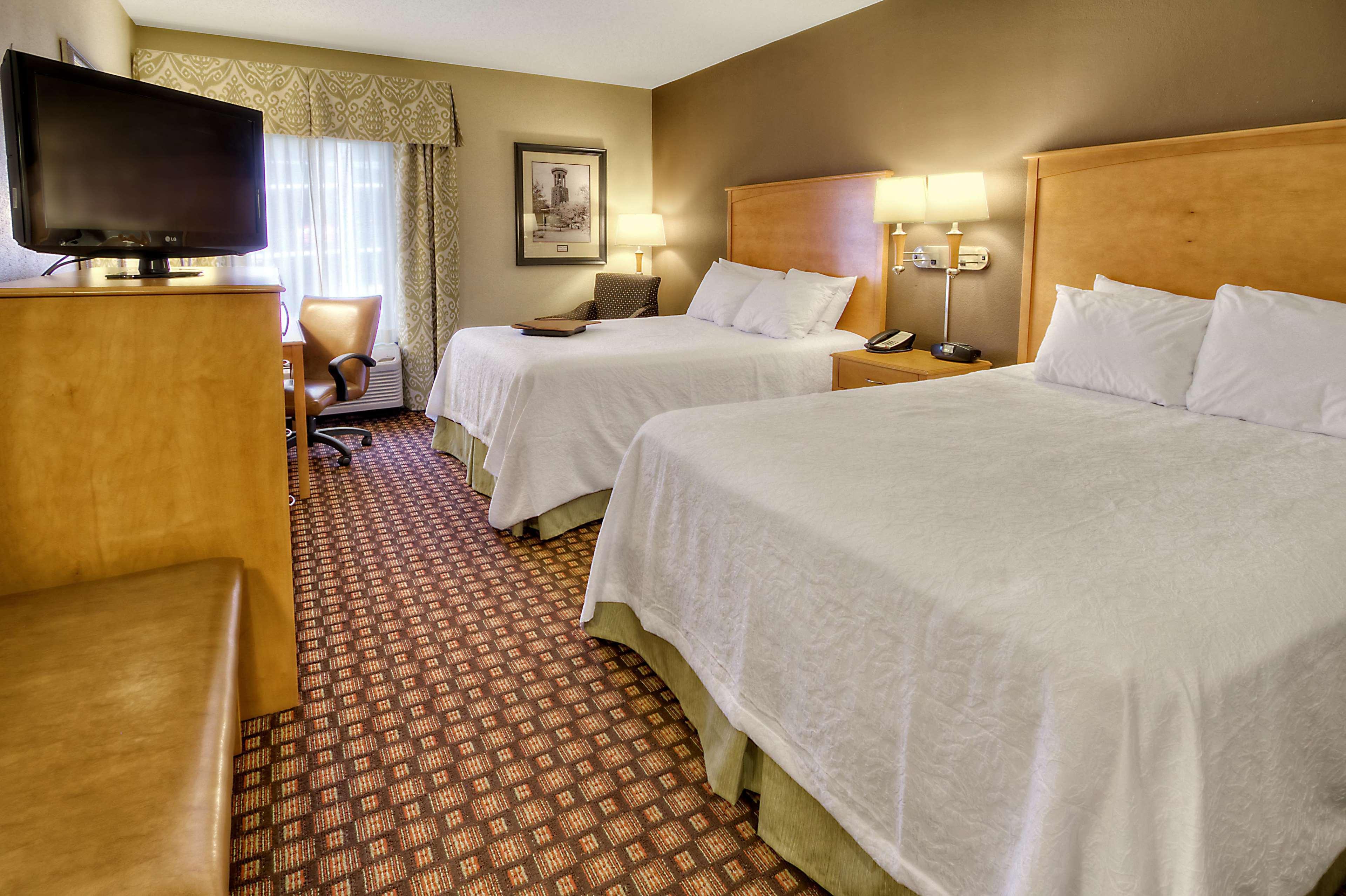 Hampton Inn & Suites Nashville-Vanderbilt-Elliston Place Zewnętrze zdjęcie