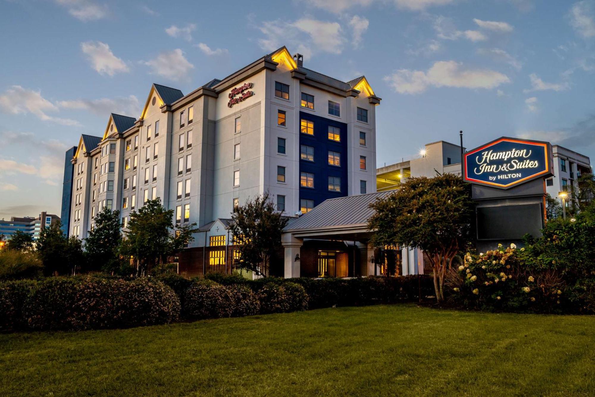 Hampton Inn & Suites Nashville-Vanderbilt-Elliston Place Zewnętrze zdjęcie